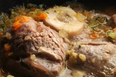 Ossobuco 'nun yemeklerine yakından bak.