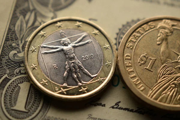 Primer Plano Del Euro Italiano Del Dólar Estadounidense — Foto de Stock