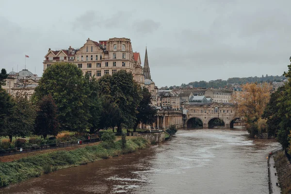 Bath October 2020 Άποψη Της Γέφυρας Pulteney Πάνω Από Τον — Φωτογραφία Αρχείου