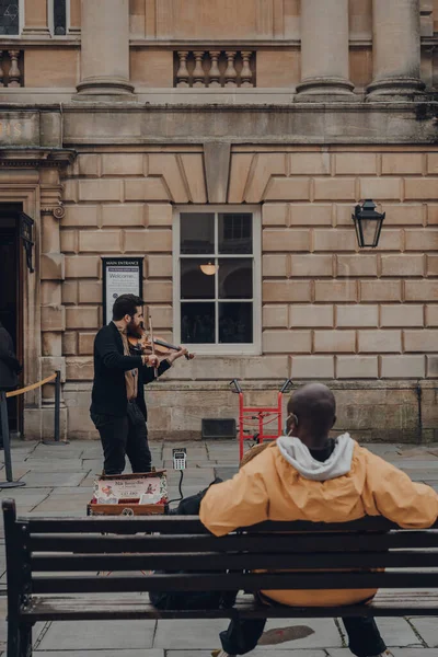 Bath Reino Unido Outubro 2020 Músico Rua Tocando Violino Uma — Fotografia de Stock