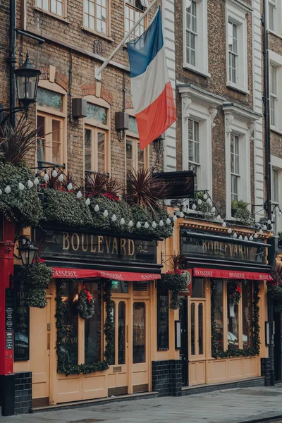 Londyn Wielka Brytania Listopada 2020 Fasada Zamkniętej Boulevard Francuskiej Restauracji — Zdjęcie stockowe
