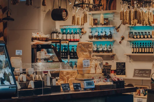 London Storbritannien November 2020 Ost Och Charkuterimonter Borough Market Största — Stockfoto