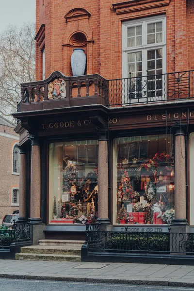 London December 2020 Christmas Decorations Window Display Goode Designers Shop — Stock Photo, Image