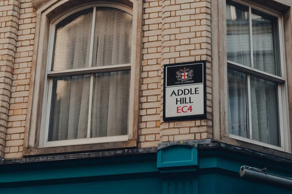 London November 2020 Flache Ansicht Eines Straßenschildes Einem Gebäude Addle — Stockfoto