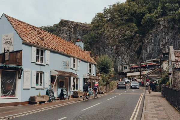 Cheddar July 2020 Road Going Cheddar Village Famous Its Gorge — Foto de Stock