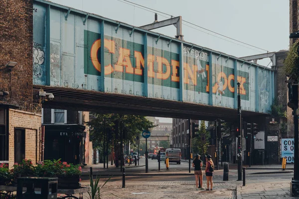 London August 2020 Iconic Camden Lock Railway Bridge Sign Camden — Zdjęcie stockowe