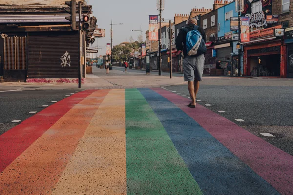 Londres Reino Unido Agosto 2020 Cruce Peatonal Del Arco Iris — Foto de Stock