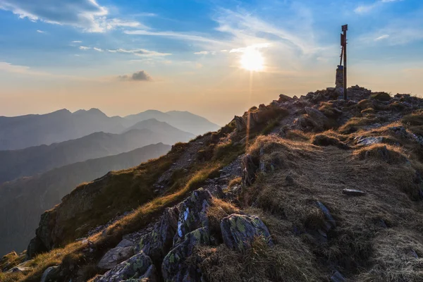 Negoiu tepe. fagaras dağlar, Romanya — Stok fotoğraf