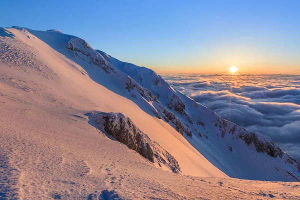 Piatra craiului montagne, romania — Foto Stock