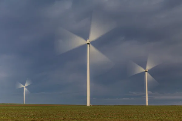 Wind power turbines in  Dobrogea, Romania — Stock Photo, Image