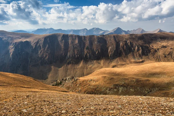 Mountain landscape, Carpathian Mountains, Fagaras, Romania — Stock Photo, Image