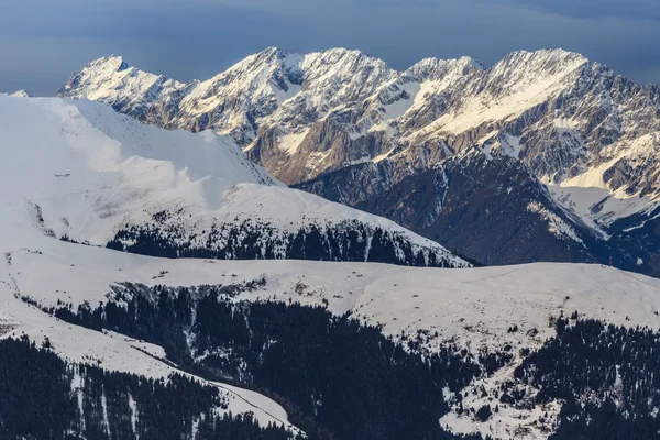 Χειμώνα ορεινό τοπίο στην Αυστρία — Φωτογραφία Αρχείου