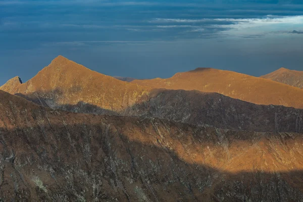 ルーマニアはフグラシ山で山の風景 — ストック写真