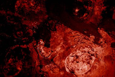 Düşük çözünürlükte kan kırmızısıyla soyut bir arkaplan. Koyu soyut arkaplan. 