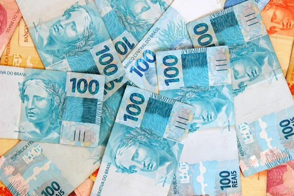 Brazilië geld notities van 100 reais — Stockfoto