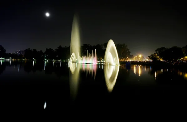 Park Ibirapuera noc — Zdjęcie stockowe