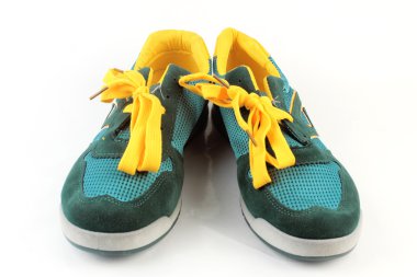 beyaz spor ayakkabı