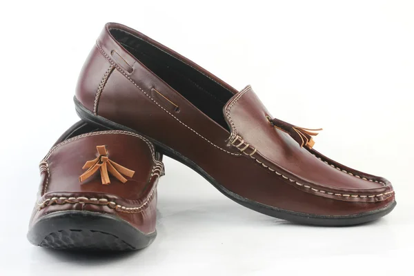Zapatos de hombre de cuero marrón — Foto de Stock
