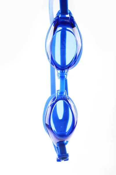 Azul colorido óculos de natação isolados sobre fundo branco — Fotografia de Stock