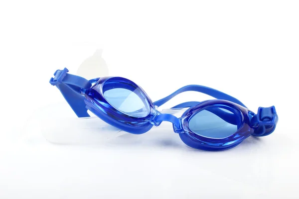 Niebieski kolor pływania okulary na białym tle na białym tle — Zdjęcie stockowe