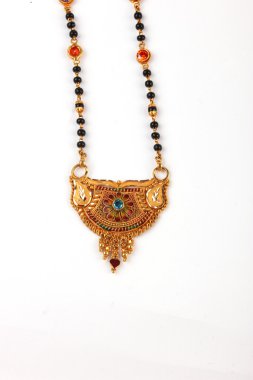 Hint kolye Mankalya Close-Up