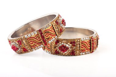 Güzel ve çok çekici bilezikler. Hint bilezik