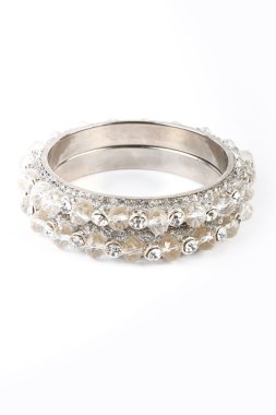 Güzel ve çok çekici bilezikler. Hint bilezik