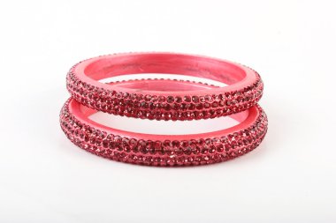 Güzel ve çok çekici bilezikler. Hint bilezik