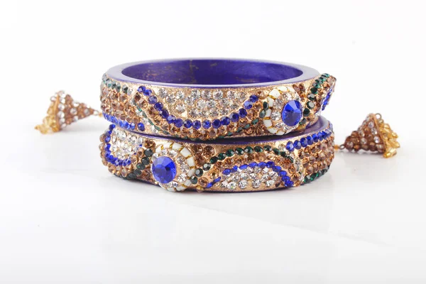 Bellissimi e molto attraenti Bangles. Bracciale indiano — Foto Stock