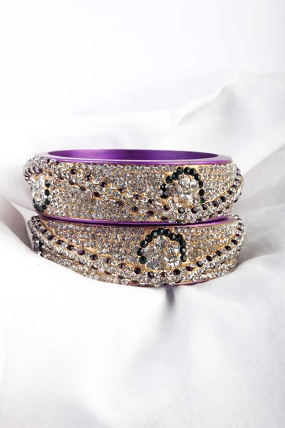 Bellissimi e molto attraenti Bangles. Bracciale indiano — Foto Stock