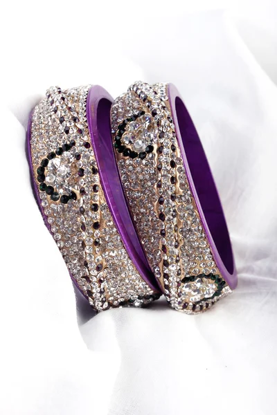 Bellissimi e molto attraenti Bangles. Bracciale indiano — Foto Stock