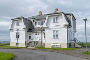 Reykjavik, İzlanda - 20 Haziran 2020: Hofdi Beyaz Saray.