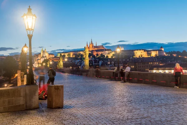 Praha Července 2020 Karlův Most Starém Městě Praze Soumraku — Stock fotografie