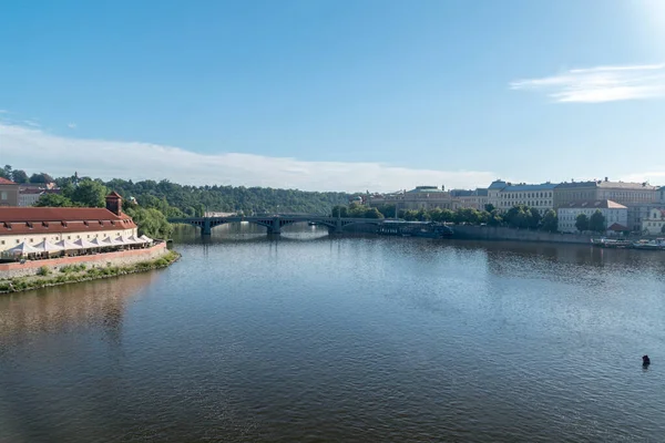 Прага Чехія Липня 2020 Літній Краєвид Річці Влтава Мостом Манеса — стокове фото