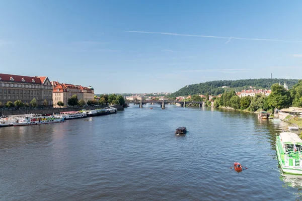 Praga Repubblica Ceca Luglio 2020 Ora Legale Sul Fiume Moldava — Foto Stock