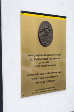 Puck, Polonya - 20 Eylül 2020 Florian Ceynowa Anıt Plaketi.