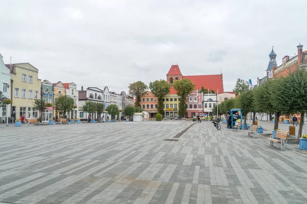 Puck Polonya Eylül 2020 Bulutlu Bir Günde Pazar Meydanı — Stok fotoğraf