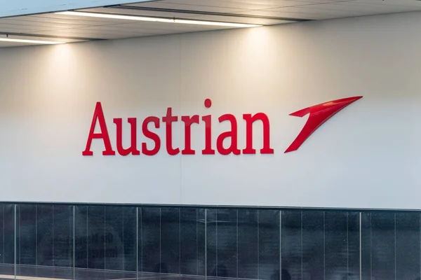 Vienna Austria August 2020 Austrian Airlines Logo Vienna International Airport — Stock Photo, Image