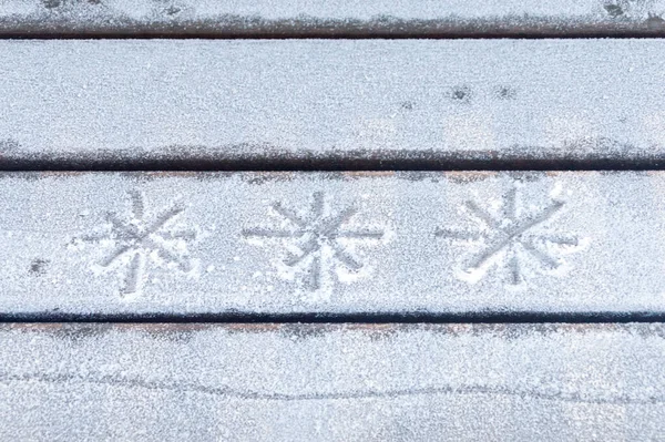 Três Inscrições Floco Neve Banco Congelado — Fotografia de Stock