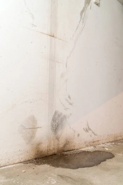 Water Damage Garage Caused Sanitary Drain — Stock Photo, Image