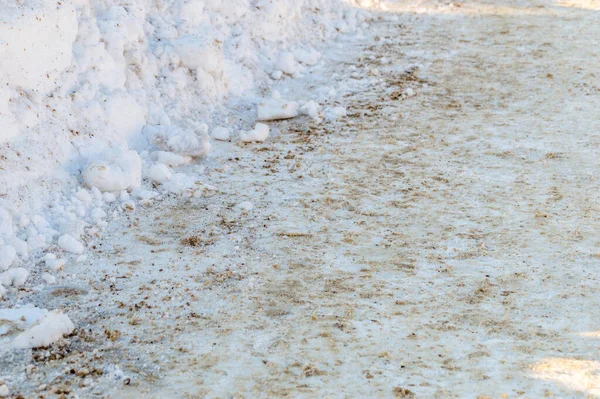 Neve Calçada Polvilhada Com Sal Areia — Fotografia de Stock