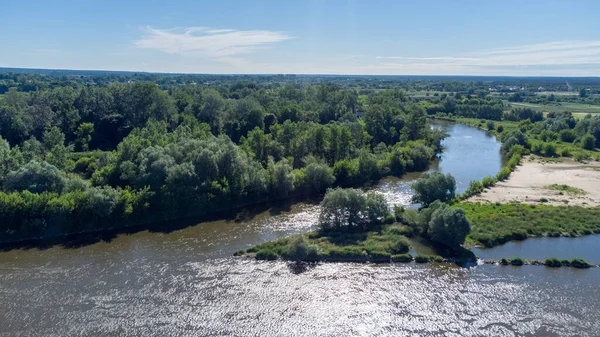 河口の空中展望晴れた日にヴィスワ川へウィプレズ川 — ストック写真
