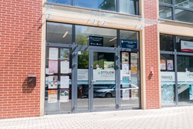 Bytow, Polonya - 31 Mayıs 2021: STOLEM Kashubian iş kuvöz.