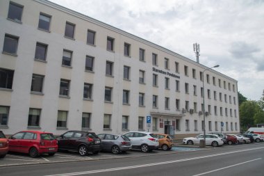 Zielona Gora, Polonya - 1 Haziran 2021: İlçe idare binası (Lehçe: Starostwo Powiatowe).