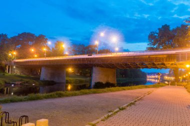 Polonya ve Almanya sınırı, Zgorzelec, Polonya 'yı Gorlitz, Almanya' ya bağlayan köprü..