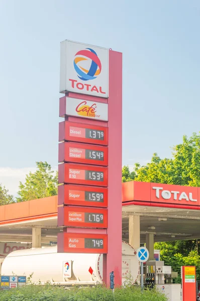 Gorlitz Γερμανία Ιουνίου 2021 Πίνακας Τιμών Στο Total Fuel Station — Φωτογραφία Αρχείου