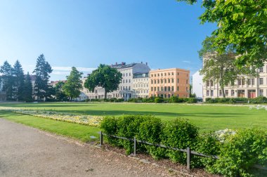 Gorlitz, Almanya - 2 Haziran 2021: Wilhelmsplatz Meydanı yaz manzarası.