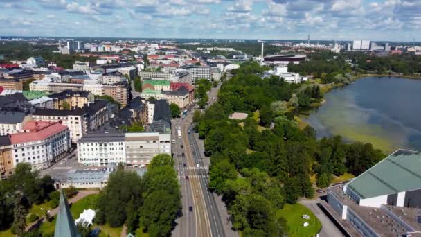 Helsinki Finnland August 2021 Luftaufnahme Der Viel Befahrenen Straße Mannerheimintie — Stockvideo