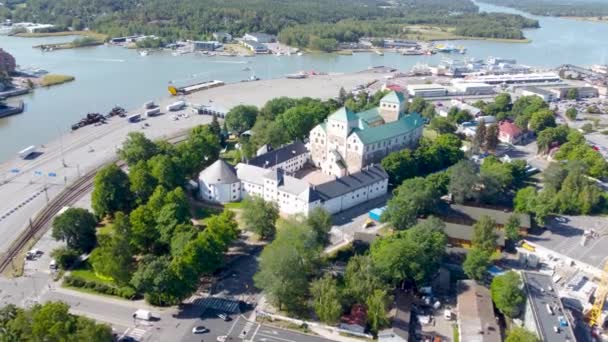 Turku Finnland August 2021 Blick Auf Die Burg Turku Finnisch — Stockvideo