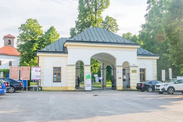 Zilina Slovaquie Juin 2021 Porte Entrée Parc Budatin Avec Château — Photo